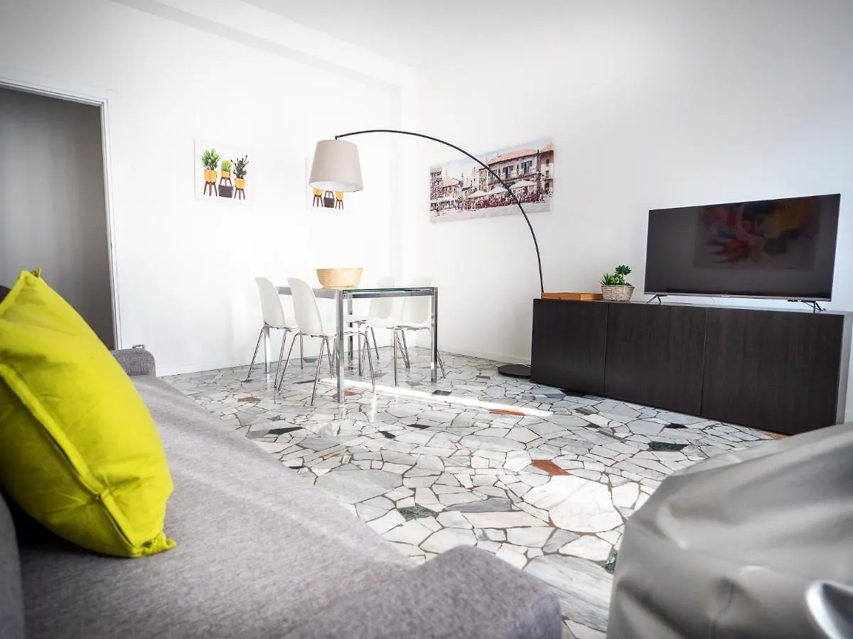 Apartment Appartamento Vanna Como Italy